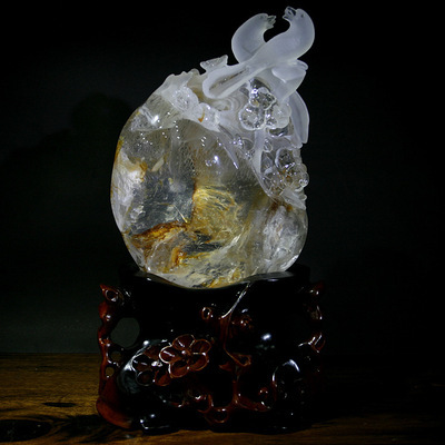東海紅錦添天然水晶鵲登高枝擺件 匠心工藝與祥瑞寓意的完美融合
